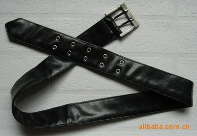 專業街舞鋼管舞演出服飾 腰帶皮質短褲批發指南